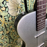 Danelectro '56 Vintage Baritone Silver Metal Flake