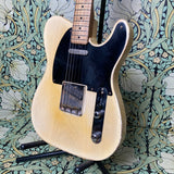 Revelator Guitars RetroSonic Transparent Butterscotch Black Guard