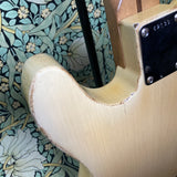 Revelator Guitars RetroSonic Transparent Butterscotch Black Guard