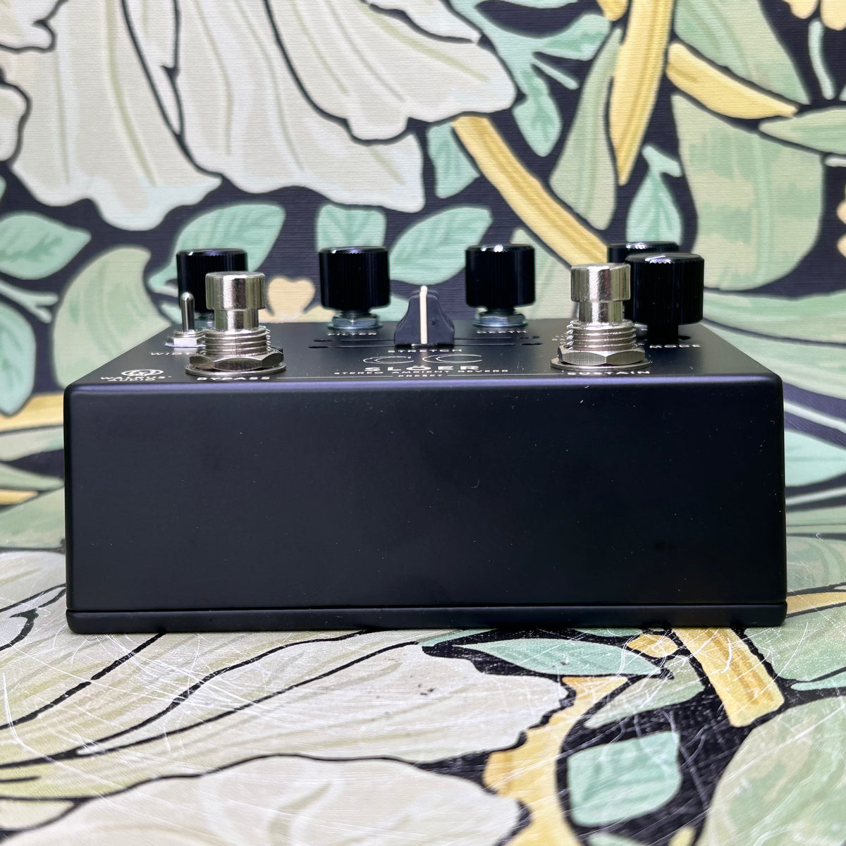 Walrus Audio Slöer Stereo Ambient Reverb Black – eastside music supply