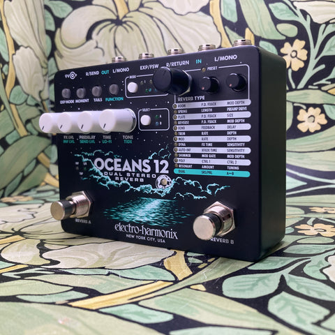 Electro-Harmonix Oceans 12 Dual Reverb