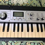 Korg MicroKorg XL 37-Key Synthesizer/Vocoder