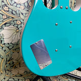 Jerry Jones Longhorn Bass VI