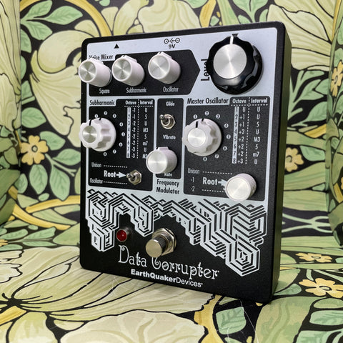 data corrupter pedal EarthQuaker Devices Data Corrupter – eastside music supply