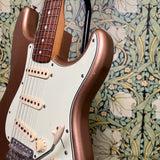 Fender Road Worn 60's Stratocaster Firemist Gold 2021