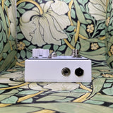 Spaceman Effects Voyager II: Dynamic Tremolo - White Light Edition