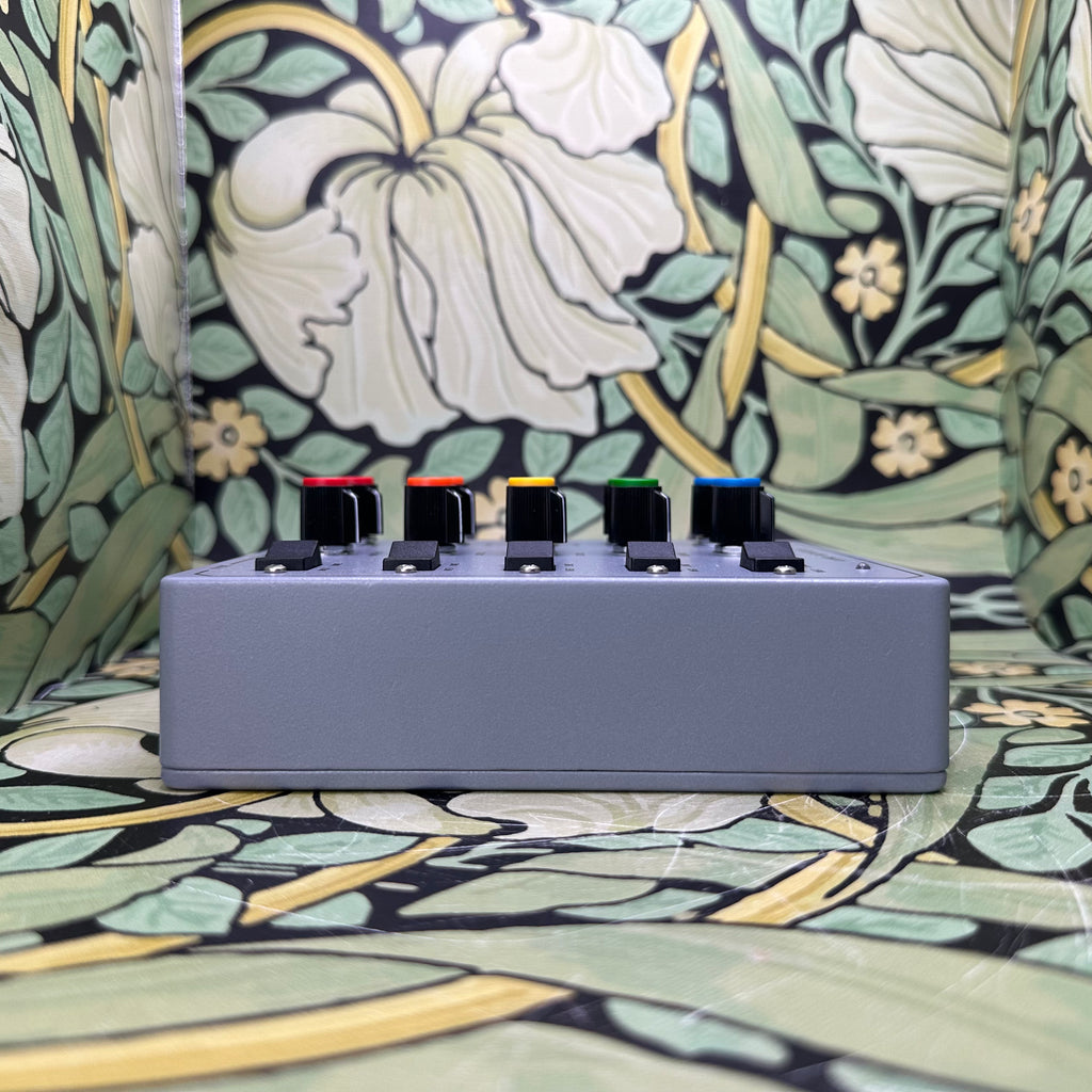 Land Devices Compact Mixer 4-Channel w/ Stereo Out – eastside Land Devices Compact Mixer 4-Channel w/ Stereo Out – eastside