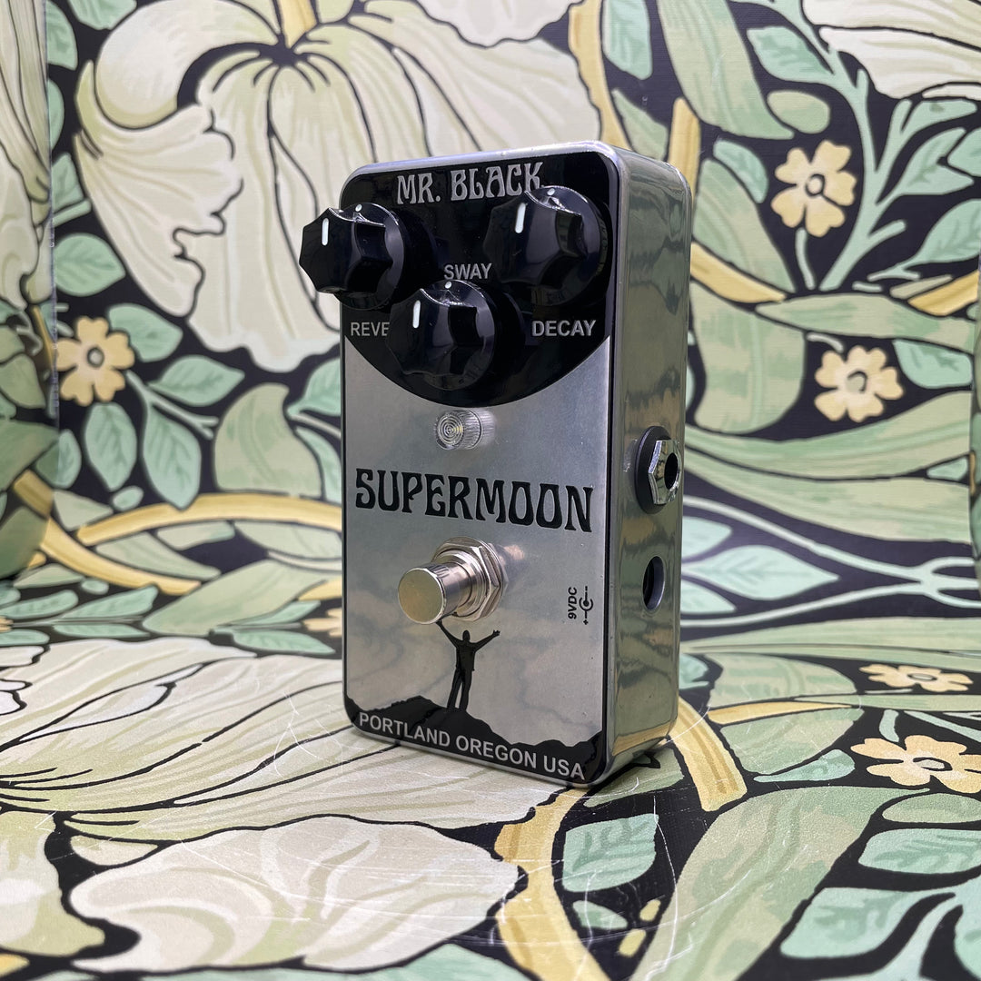 Mr. Black Gilamondo Phaser - Eight Stage Phase Shifter by Mr