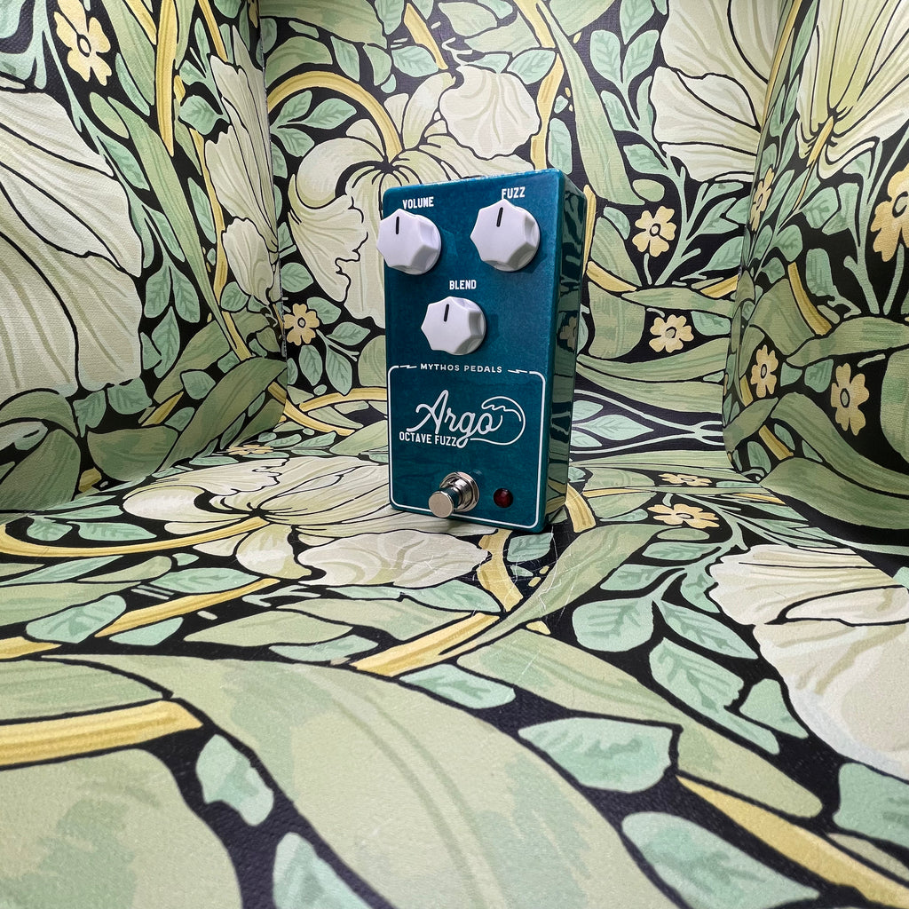 mythos pedals argo octave fuzz Mythos Pedals Argo Octave Fuzz V2 – eastside music supply