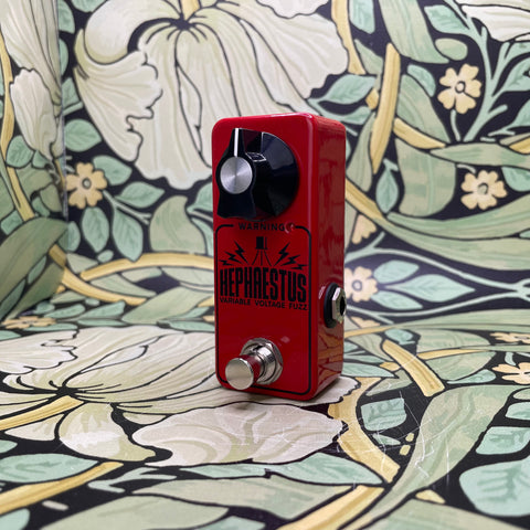 Mythos Pedals Hephaestus Variable Voltage Fuzz – eastside music supply