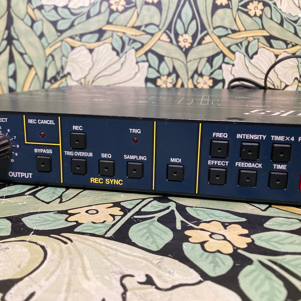 Korg SDD-2000 Sampling Digital Delay – eastside music supply Korg SDD-2000 Sampling Digital Delay – eastside music supply