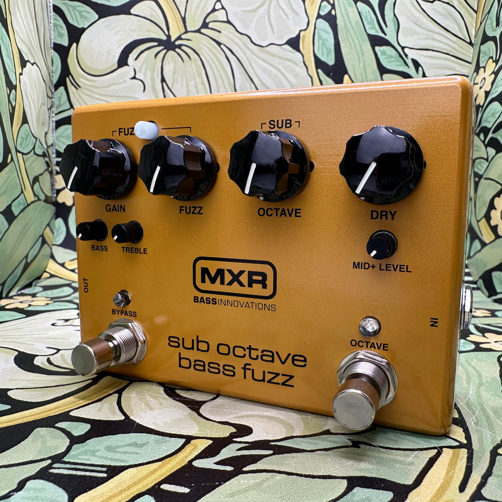 sub octave fuzz pedal MXR M287 Sub Octave Bass Fuzz
