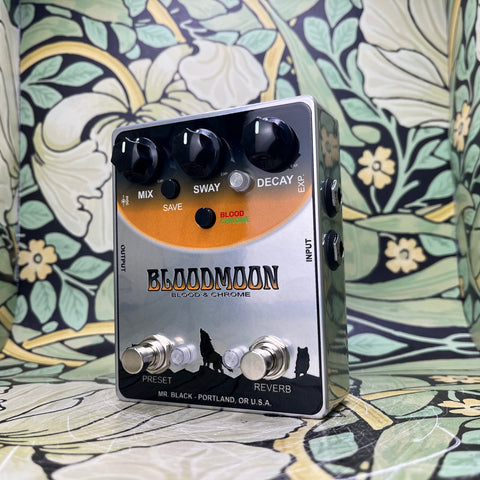 Mr. Black Bloodmoon Blood & Chrome Reverb
