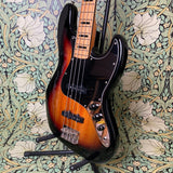 Squier Classic Vibe 70's Jazz Bass 3-Tone Sunburst