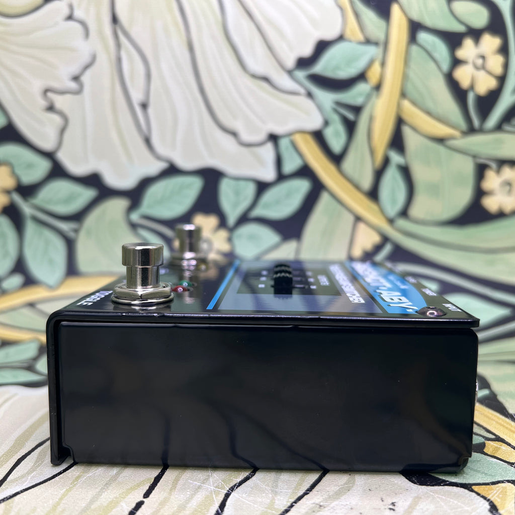 bigshot aby pedal Radial BigShot ABY True-Bypass Switcher