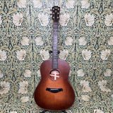 Taylor Builders Edition 517 Wild Honey Burst 2018