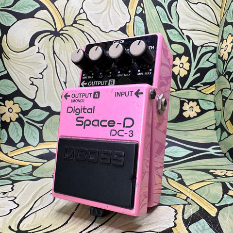 Boss DC-3 Digital Space-D – eastside music supply Boss DC-3 Digital Space-D – eastside music supply