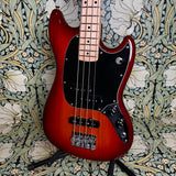 Fender Player Mustang PJ Bass Sienna Sunburst 2022