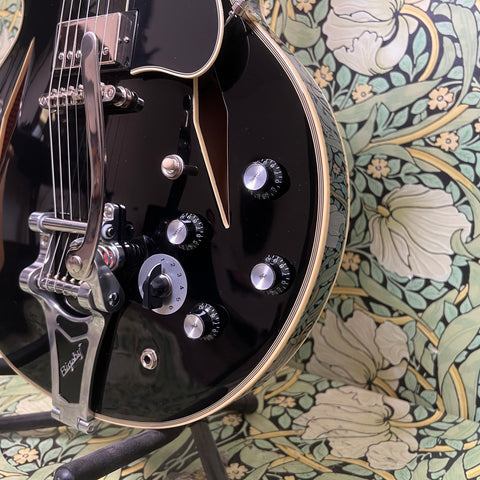 Epiphone Shinichi Ukubata ES-335 Ebony – eastside music supply Epiphone Shinichi Ukubata ES-335 Ebony – eastside music supply