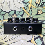 Mr. Black Analog Chorus/Vibrato Deluxe - Used