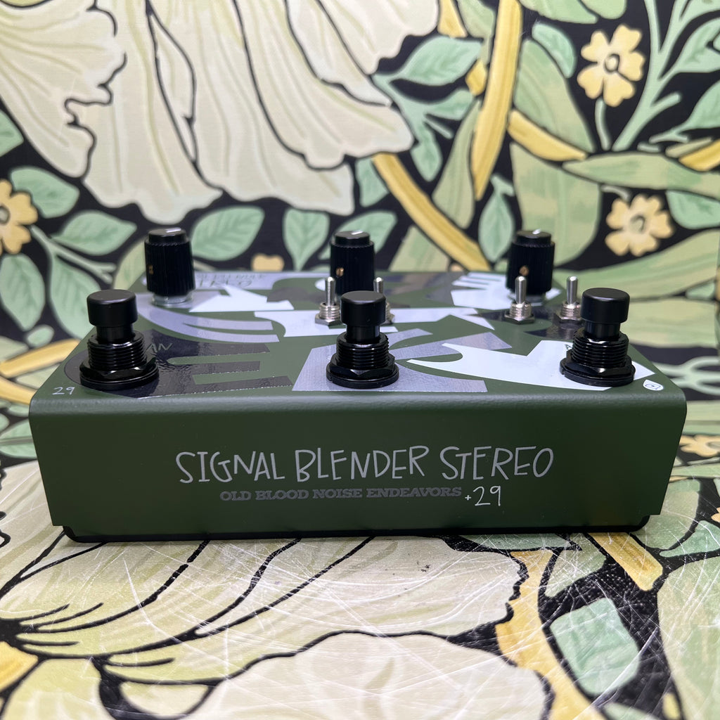 Old Blood Noise Endeavors Signal Blender Stereo - Eastside Old Blood Noise Endeavors Signal Blender Stereo - Eastside