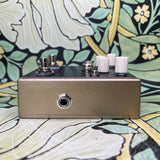 Spaceman Effects Voyager II: Dynamic Tremolo - Gold