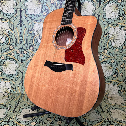 Taylor 110ce Acoustic Guitar