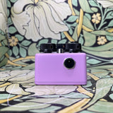 Wren and Cuff The White Elk Small Foot w/ Feedback Mod - Used
