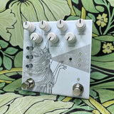 Old Blood Noise Endeavors Dark Star Stereo Soundscape Reverb - White Revolver