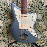Fender CME Exclusive Player Jazzmaster Ice Blue Metallic 2019