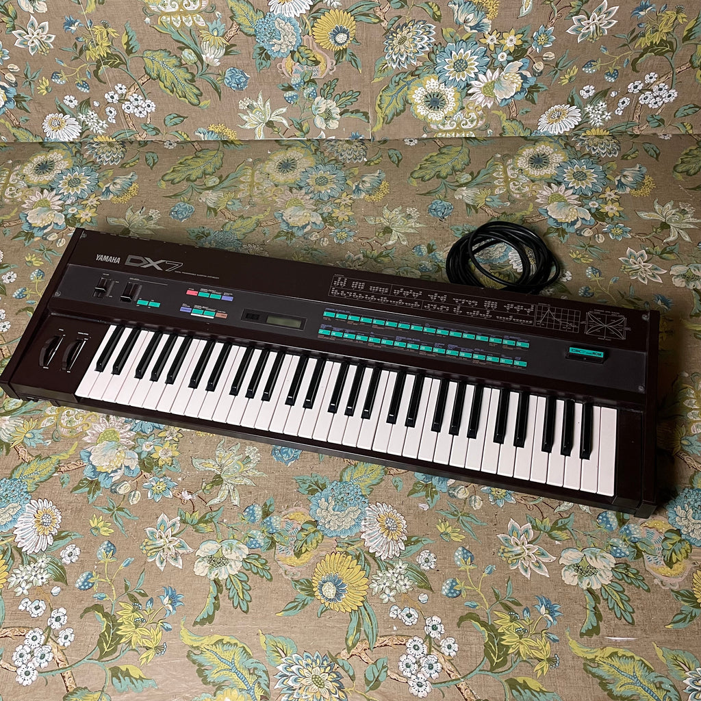 Yamaha DX7 Digital FM Synthesizer – eastside music supply