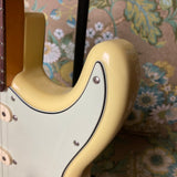 Fender Special Edition 60's Stratocaster Canary Diamond 2015