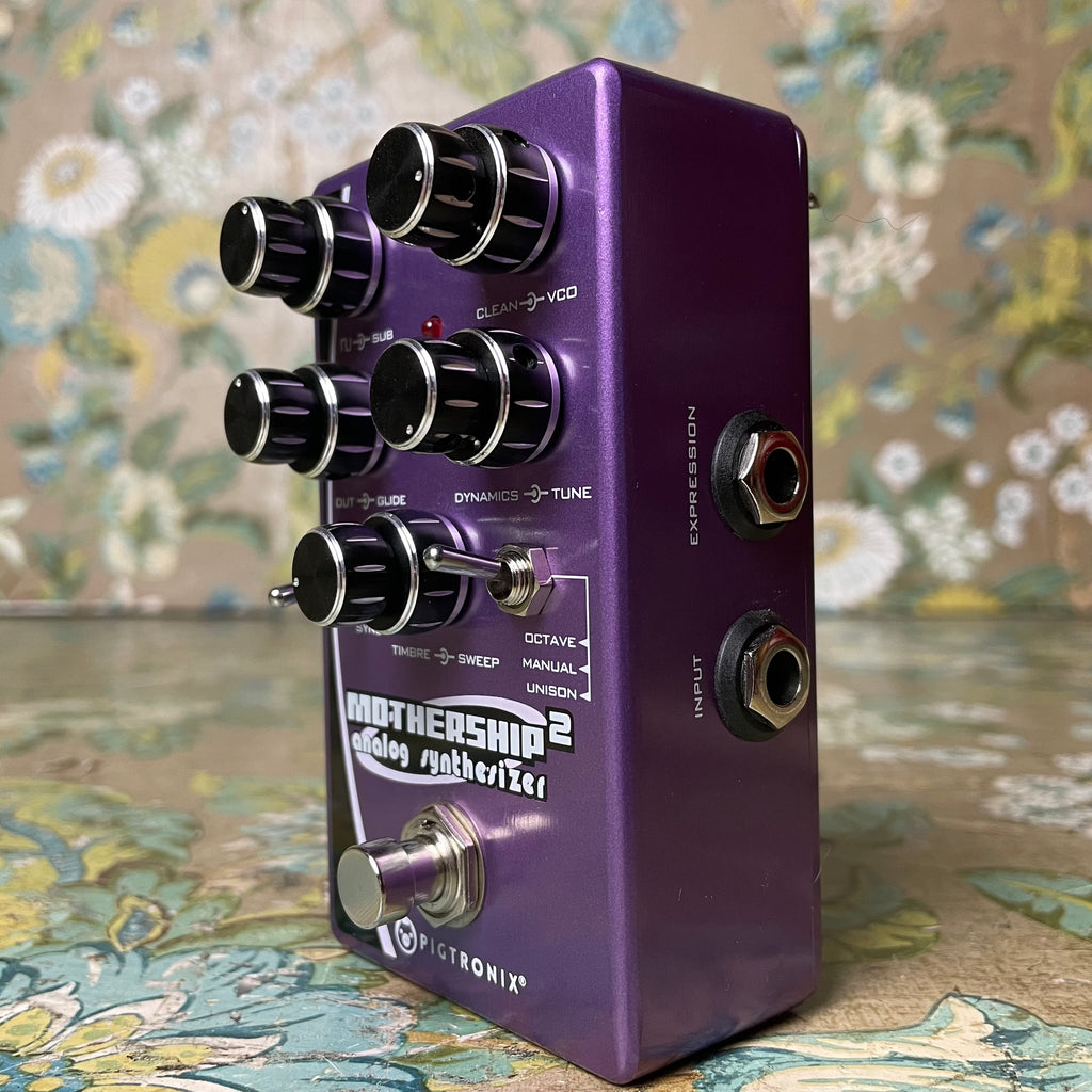 Pigtronix Mothership 2 Analog Synthesizer – eastside music supply
