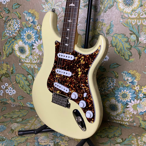 Prs silver sky online pickguard