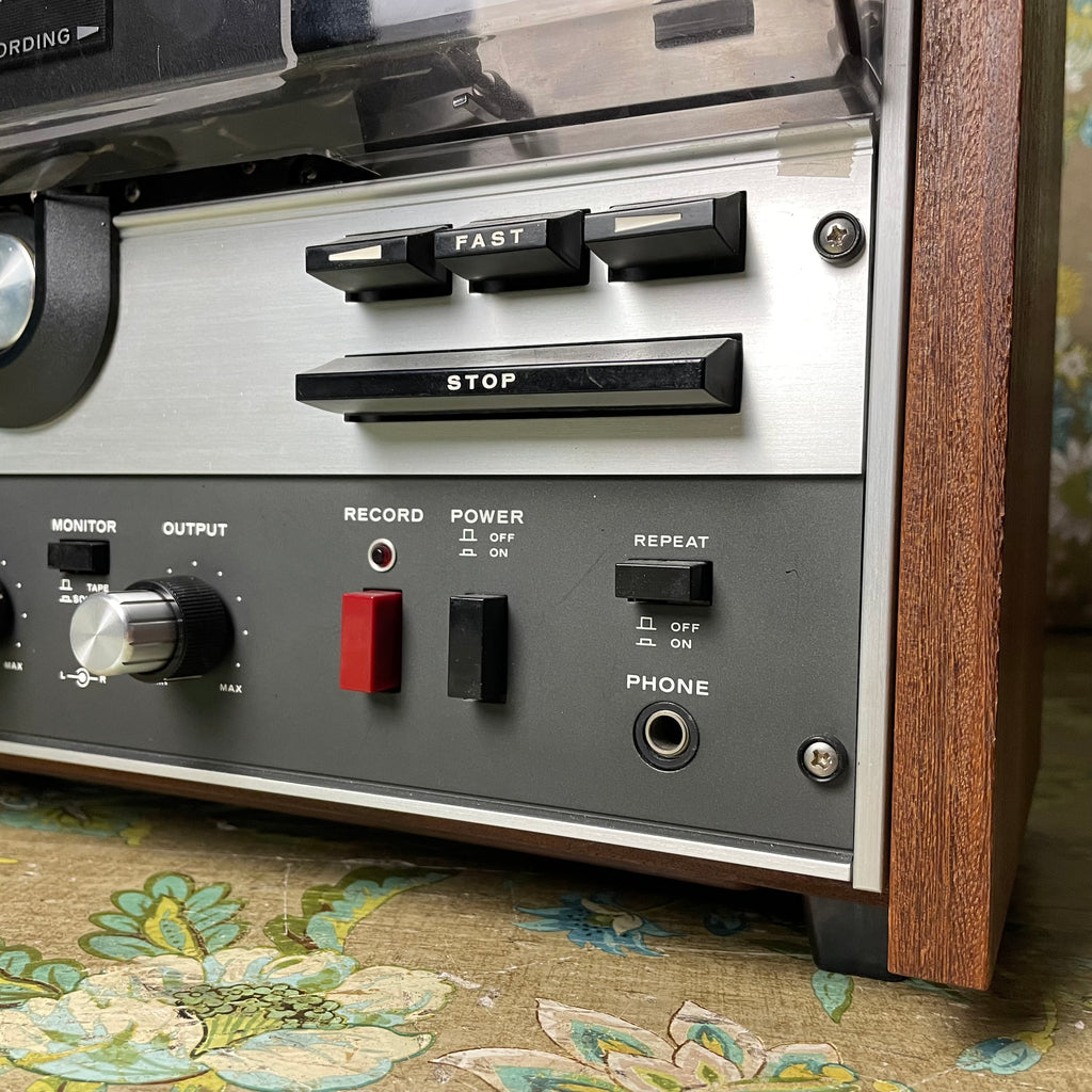 PLEASE READ!! TEAC X-7 1/4 4-Track 2-Channel Reel to Reel Tape