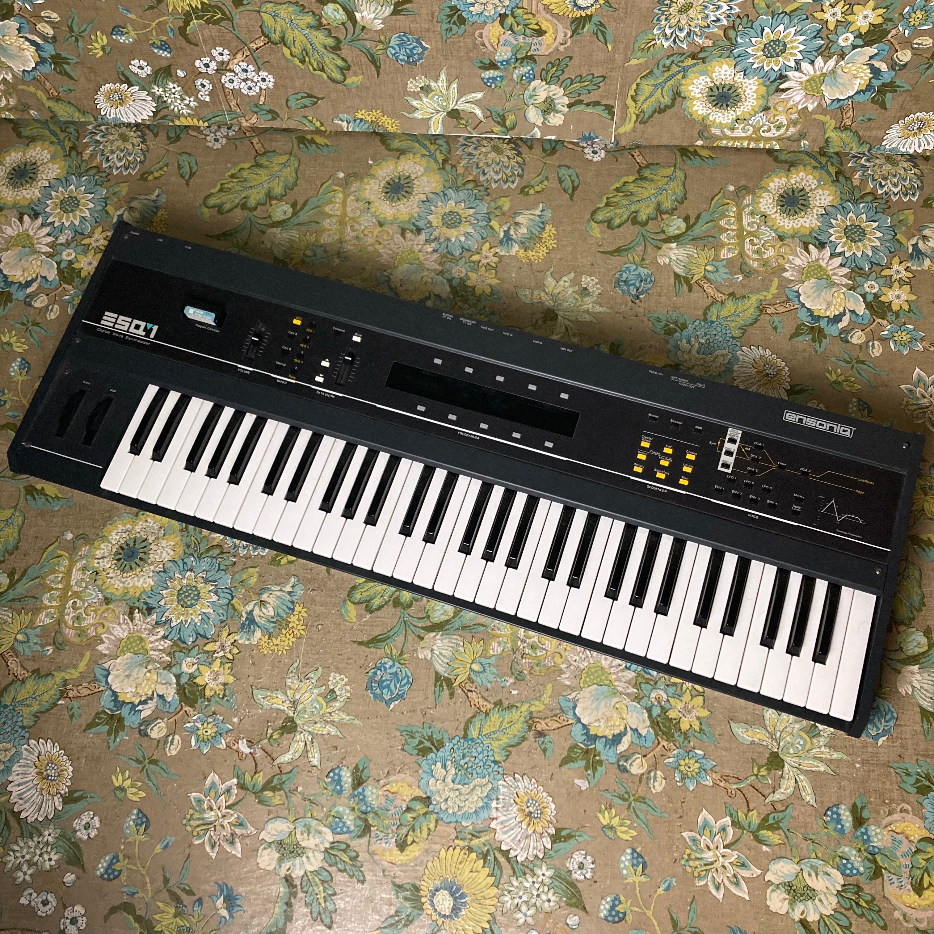ENSONIQ ESQ-1 シンセサイザー Ensoniq ESQ-1 - Wikipedia