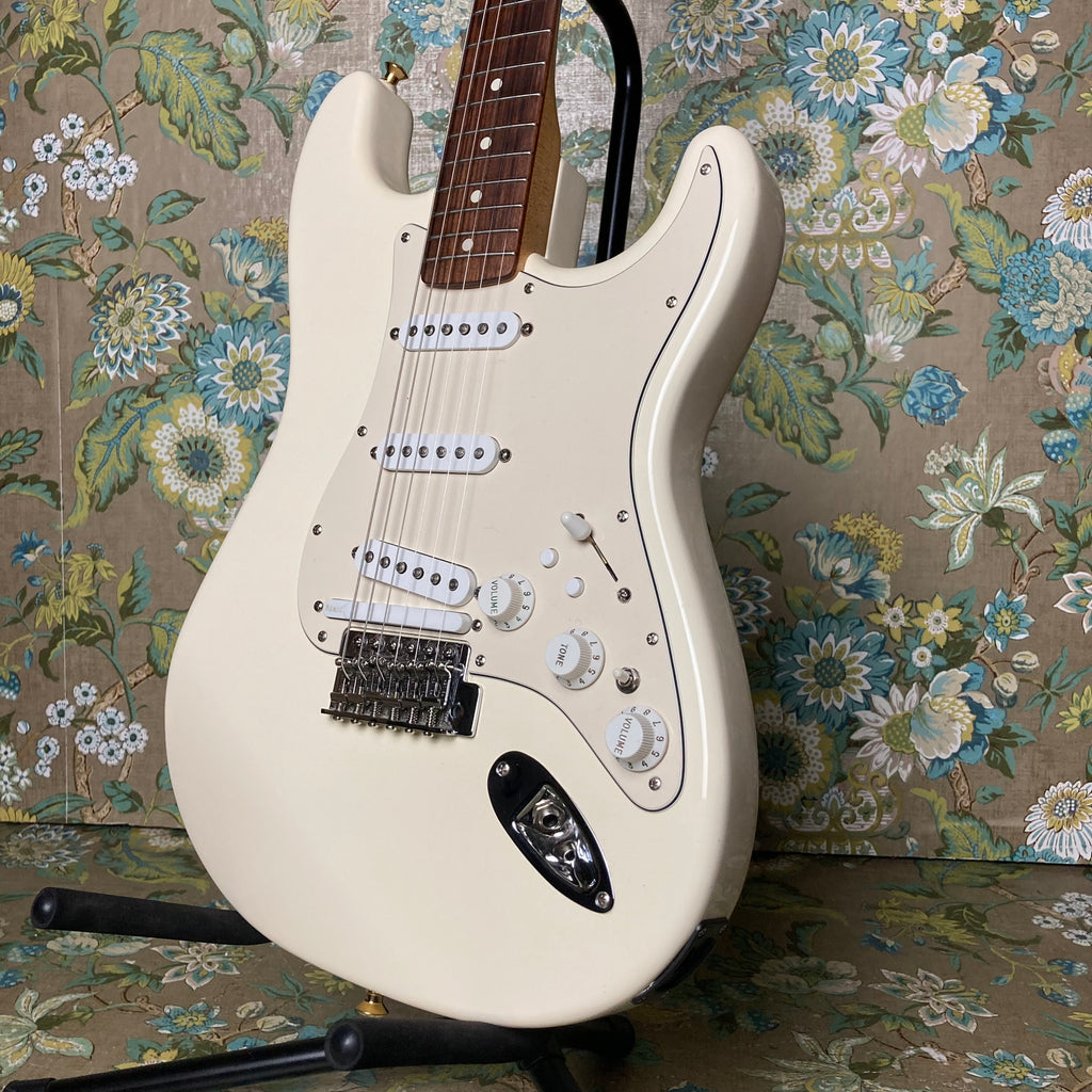 Fender Roland Ready GC-1 Stratocaster 2002 – eastside music supply