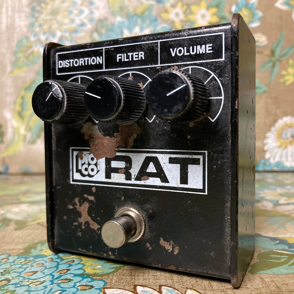 ProCo RAT Small Box White Face 1984 – Eastside Music Supply