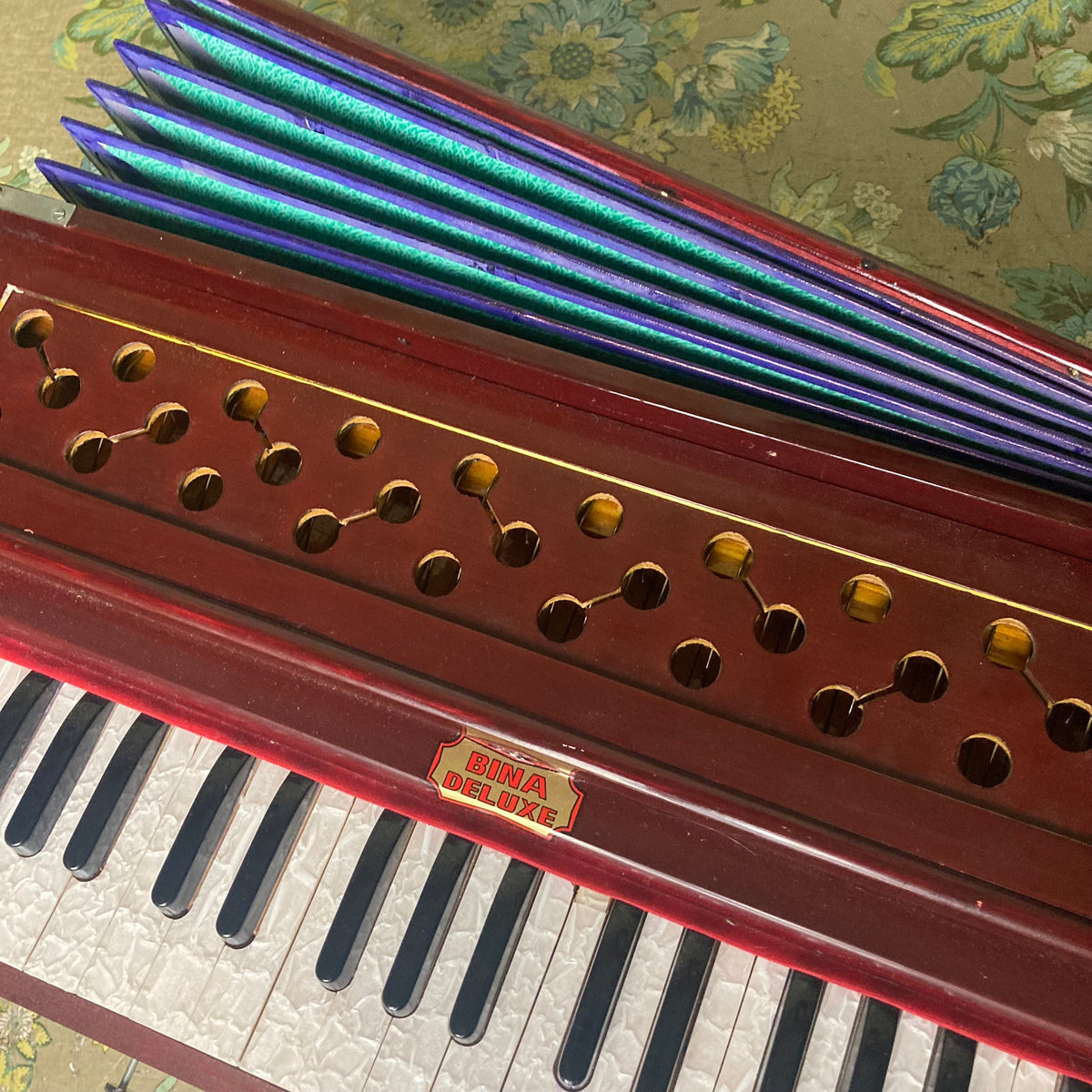 Bina No. 9 Harmonium Deluxe eastside music supply