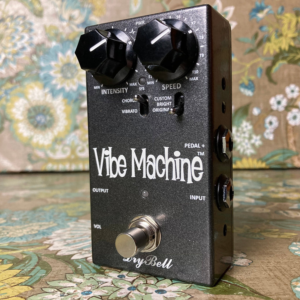 Drybell Vibe Machine V2 w/ F1L footswitch – Eastside Music Supply