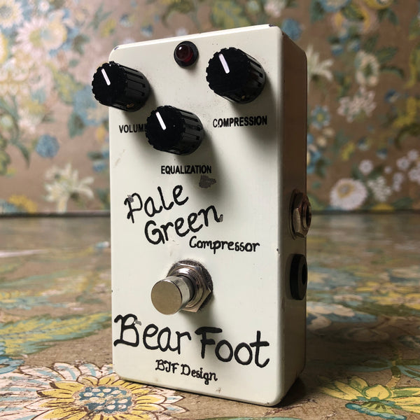 BearFoot FX Pale Green Compressor – eastside music supply