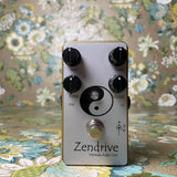 Lovepedal Hermida Audio Zendrive V2 Silver/Gold – Eastside Music